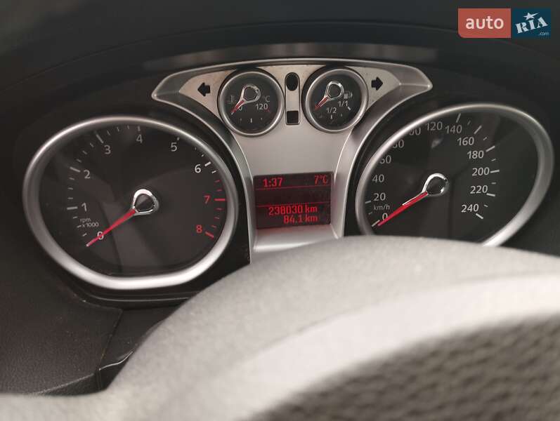 Хэтчбек Ford Focus 2011 в Золотоноше