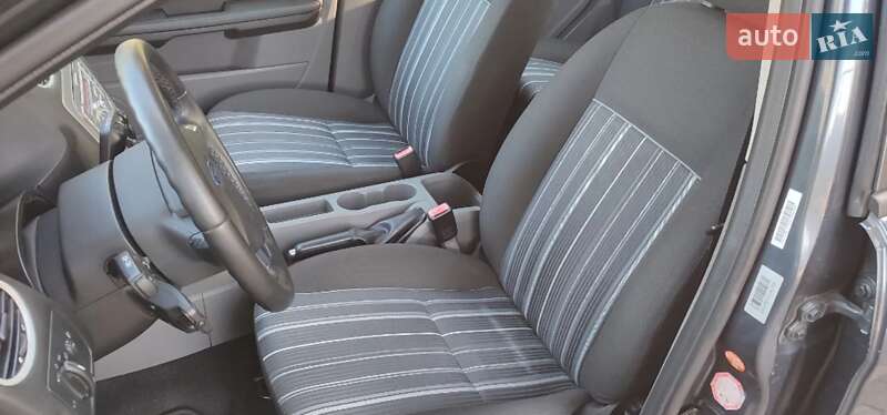 Универсал Ford Focus 2008 в Киеве фото 6 Универсал Ford Focus 2008 в Киеве