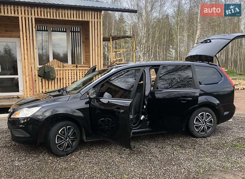 Универсал Ford Focus 2009 в Коростене фото 3 Универсал Ford Focus 2009 в Коростене