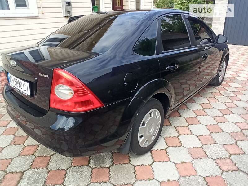 Седан Ford Focus 2008 в Олевську