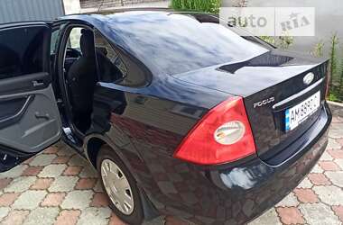 Седан Ford Focus 2008 в Олевську