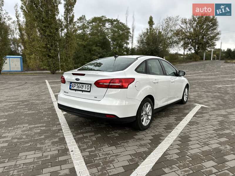 Седан Ford Focus 2015 в Запоріжжі