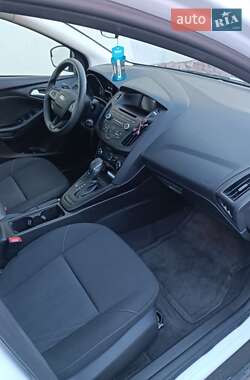 Седан Ford Focus 2017 в 