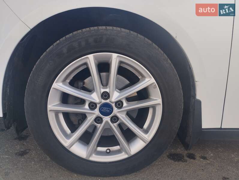 Хэтчбек Ford Focus 2011 в Кременчуге