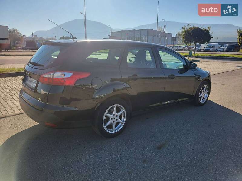 Універсал Ford Focus 2014 в Тячеві
