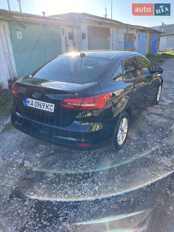 Седан Ford Focus 2015 в Нетішині