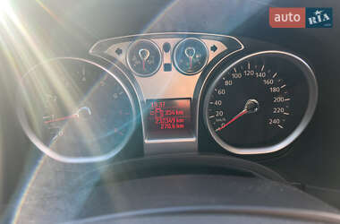 Хэтчбек Ford Focus 2009 в Новомосковске