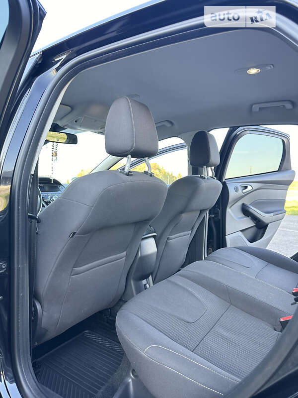 Хэтчбек Ford Focus 2011 в Львове