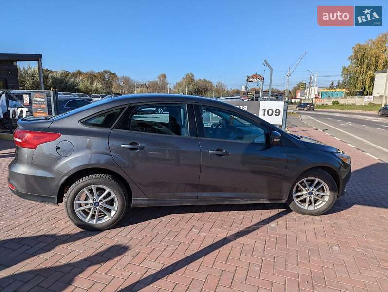 Седан Ford Focus 2015 в Шепетівці