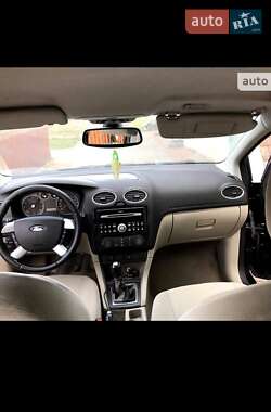 Седан Ford Focus 2006 в 