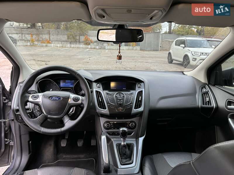 Хэтчбек Ford Focus 2011 в Киеве