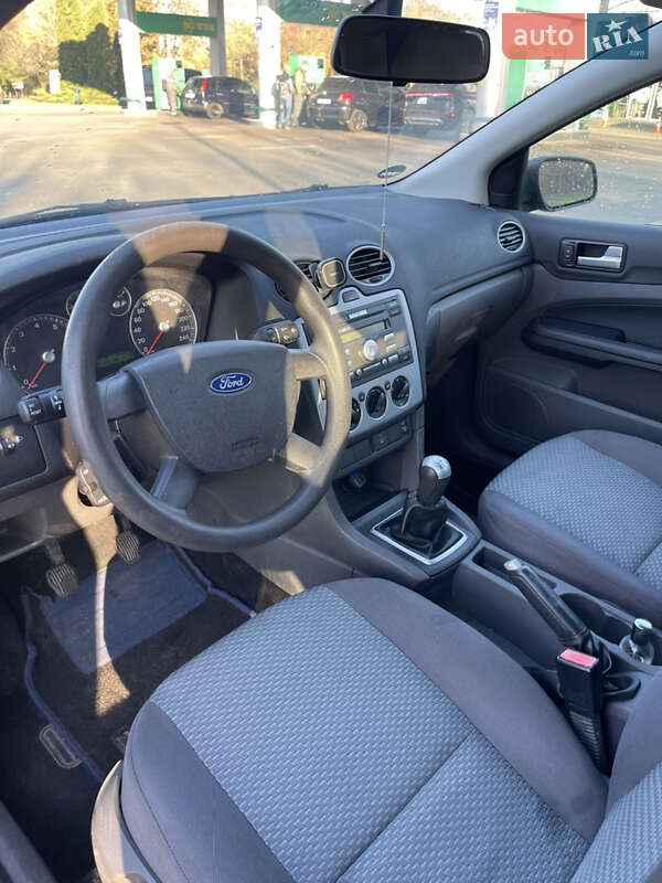 Универсал Ford Focus 2004 в Ровно