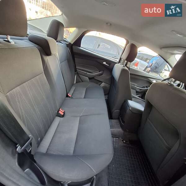 Седан Ford Focus 2015 в Киеве