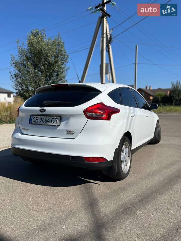Хэтчбек Ford Focus 2015 в Киеве