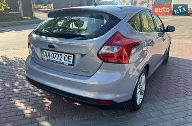 Хэтчбек Ford Focus 2013 в 