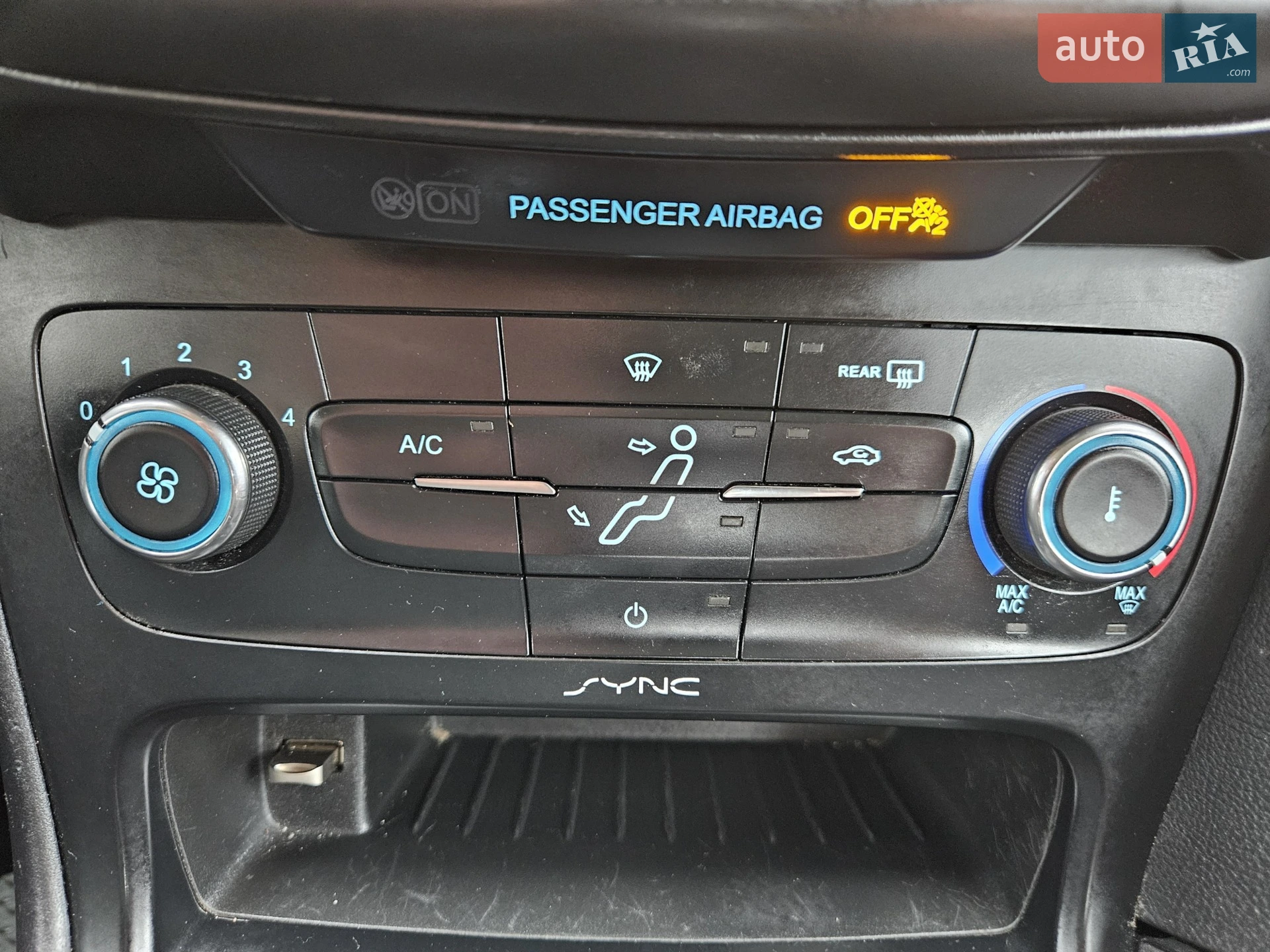 2016 Ford Focus - мініатюра 43