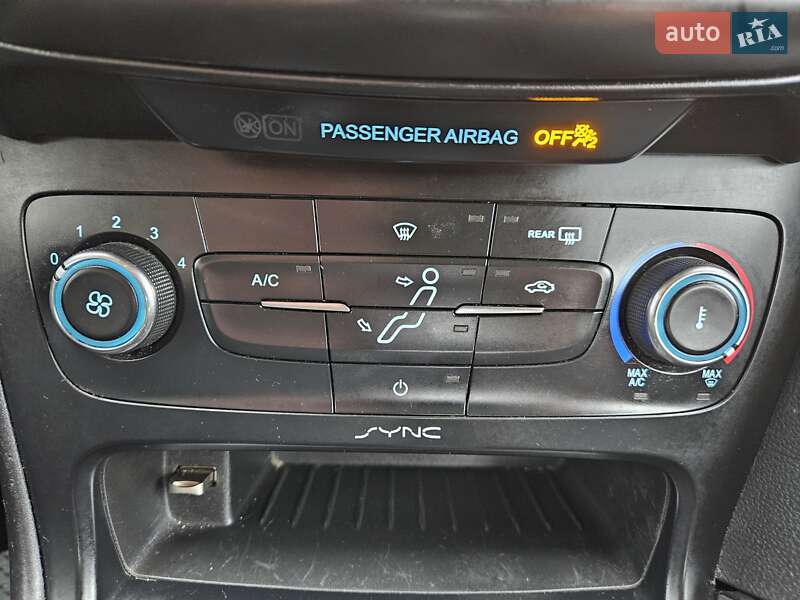Седан Ford Focus 2016 в Львове