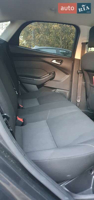 Седан Ford Focus 2017 в Львове фото 29 Седан Ford Focus 2017 в Львове