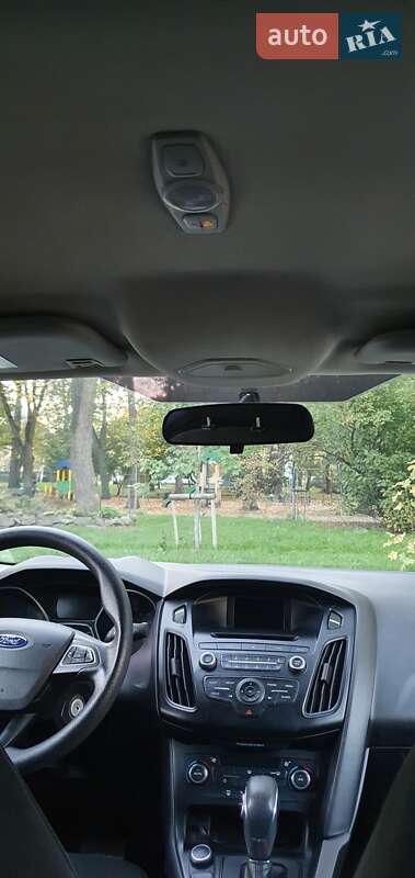 Седан Ford Focus 2017 в Львове фото 31 Седан Ford Focus 2017 в Львове