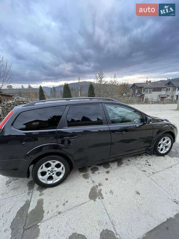 Универсал Ford Focus 2008 в Путиле