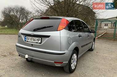 Хэтчбек Ford Focus 2004 в Теофиполе