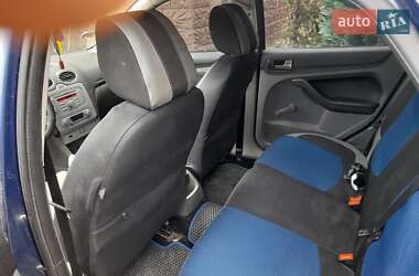 Хэтчбек Ford Focus 2009 в 