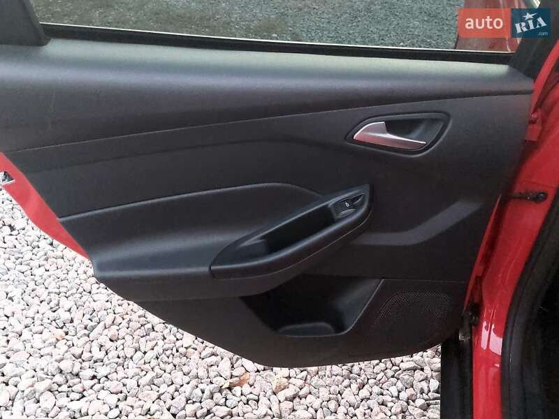 Седан Ford Focus 2015 в Одессе фото 12 Седан Ford Focus 2015 в Одессе