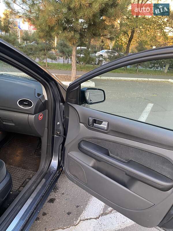 Универсал Ford Focus 2004 в Одессе