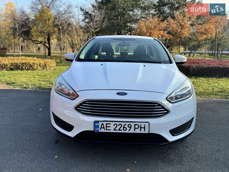 Седан Ford Focus 2016 в Днепре