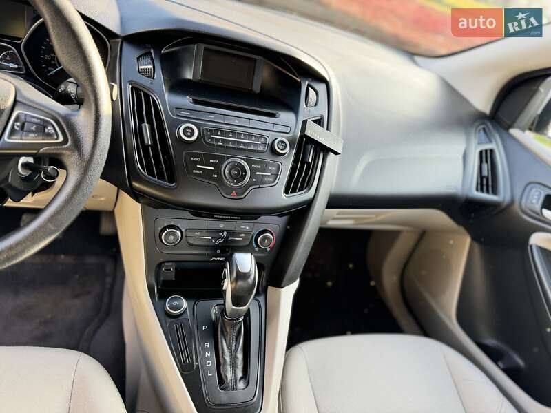 Седан Ford Focus 2016 в Днепре