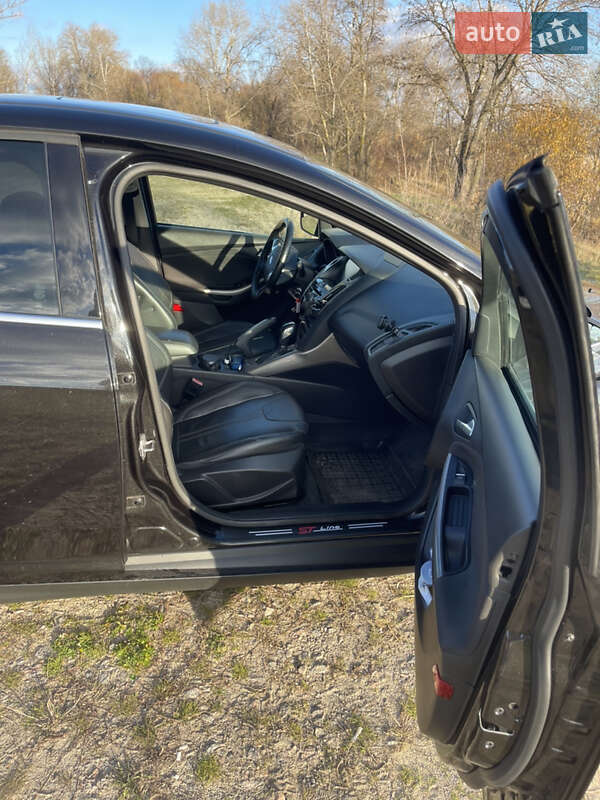Хэтчбек Ford Focus 2012 в Киеве