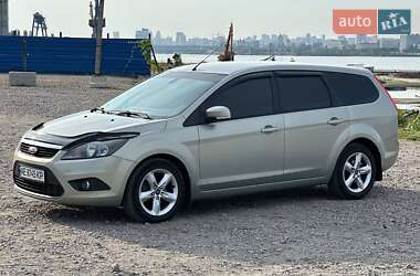 Универсал Ford Focus 2010 в 