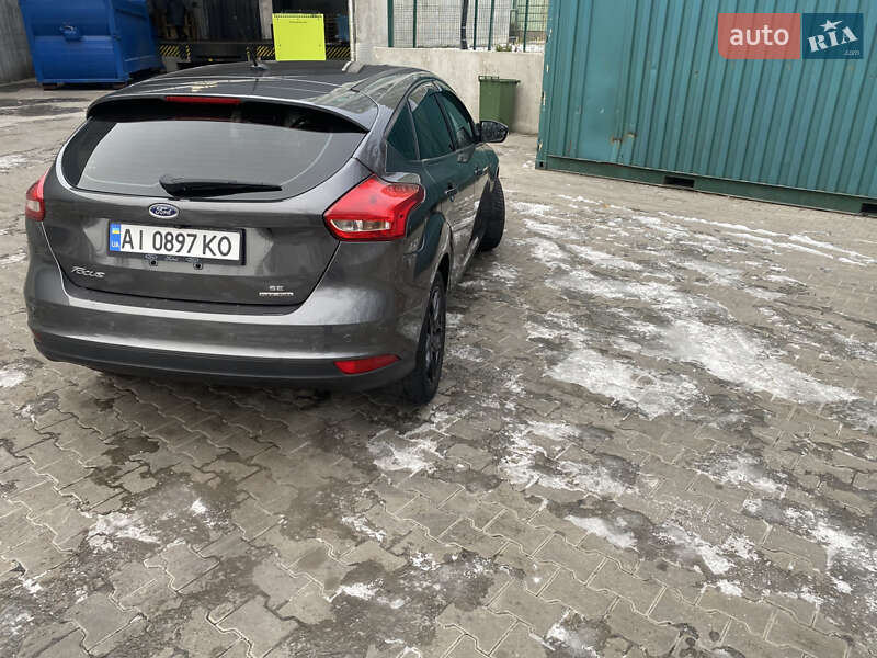 Хэтчбек Ford Focus 2016 в Киеве
