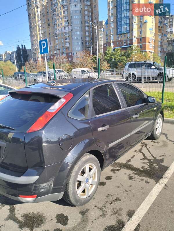 Хэтчбек Ford Focus 2005 в Киеве фото 5 Хэтчбек Ford Focus 2005 в Киеве