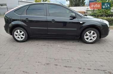 Хэтчбек Ford Focus 2005 в Киеве