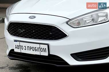 Хэтчбек Ford Focus 2017 в Киеве