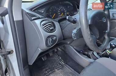 Универсал Ford Focus 2004 в 