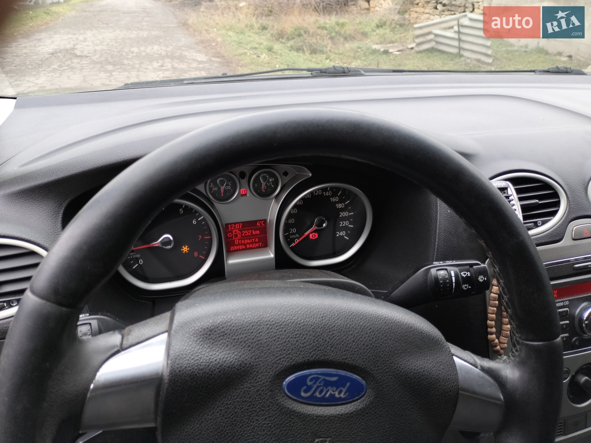 2010 Ford Focus - мініатюра 6