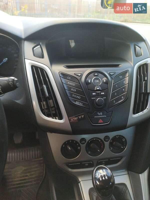 Хэтчбек Ford Focus 2014 в Изяславе