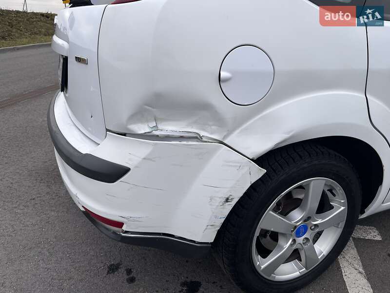 Хэтчбек Ford Focus 2007 в Львове
