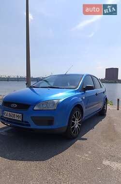 Хэтчбек Ford Focus 2005 в Киеве