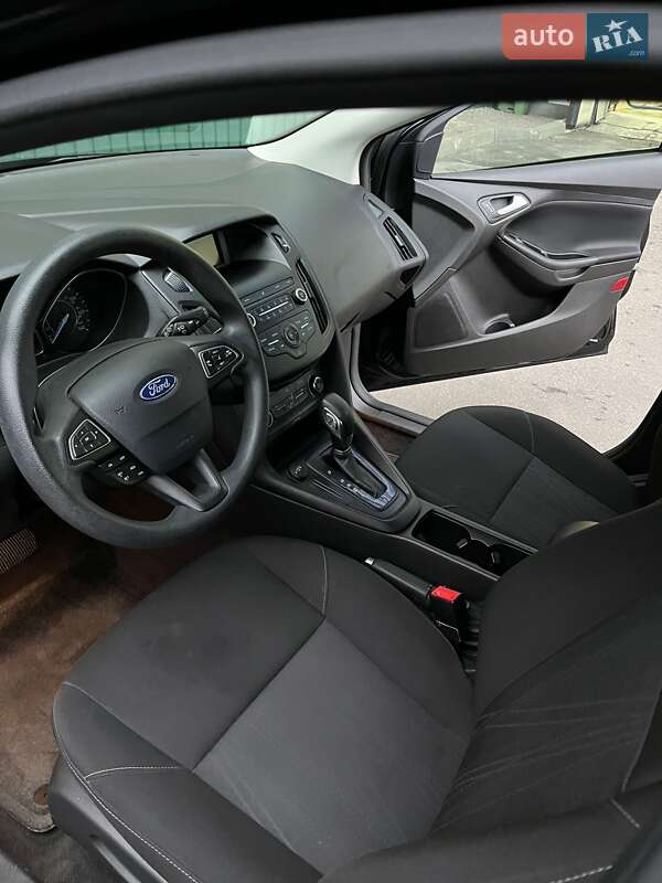 Седан Ford Focus 2017 в Киеве фото 18 Седан Ford Focus 2017 в Киеве