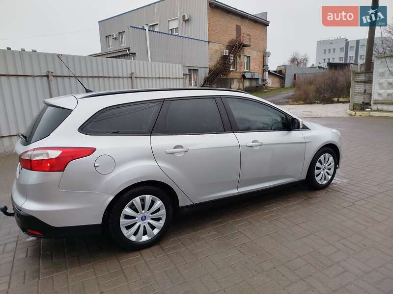 Универсал Ford Focus 2011 в Ровно фото 33 Универсал Ford Focus 2011 в Ровно