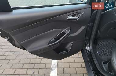 Седан Ford Focus 2014 в 