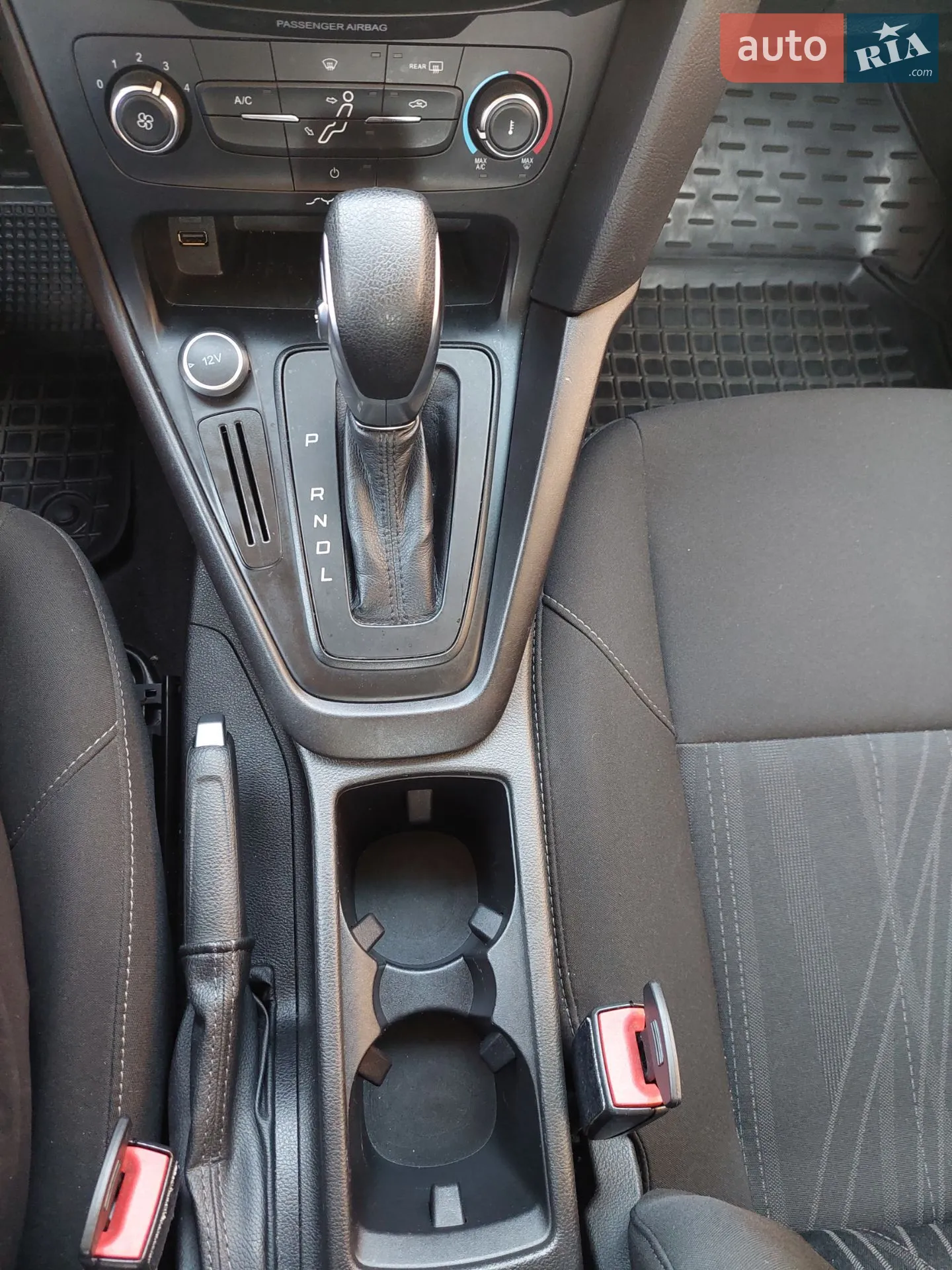 2017 Ford Focus - мініатюра 5