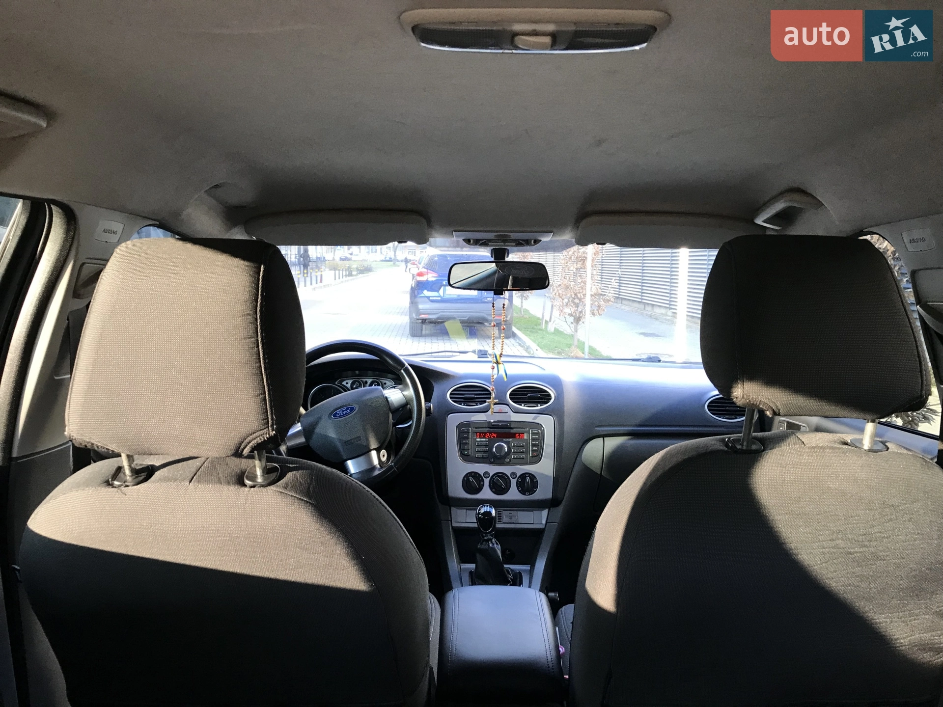 2010 Ford Focus - мініатюра 8