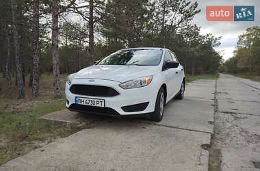 Седан Ford Focus 2015 в Вилкове