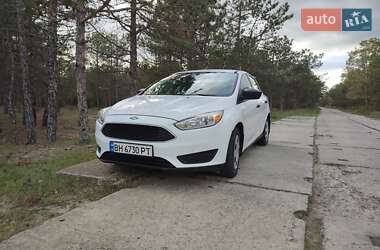 Седан Ford Focus 2015 в 