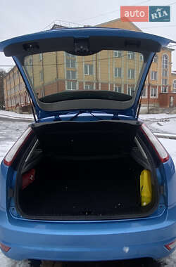 Хетчбек Ford Focus 2010 в 