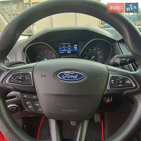 Седан Ford Focus 2016 в Николаеве